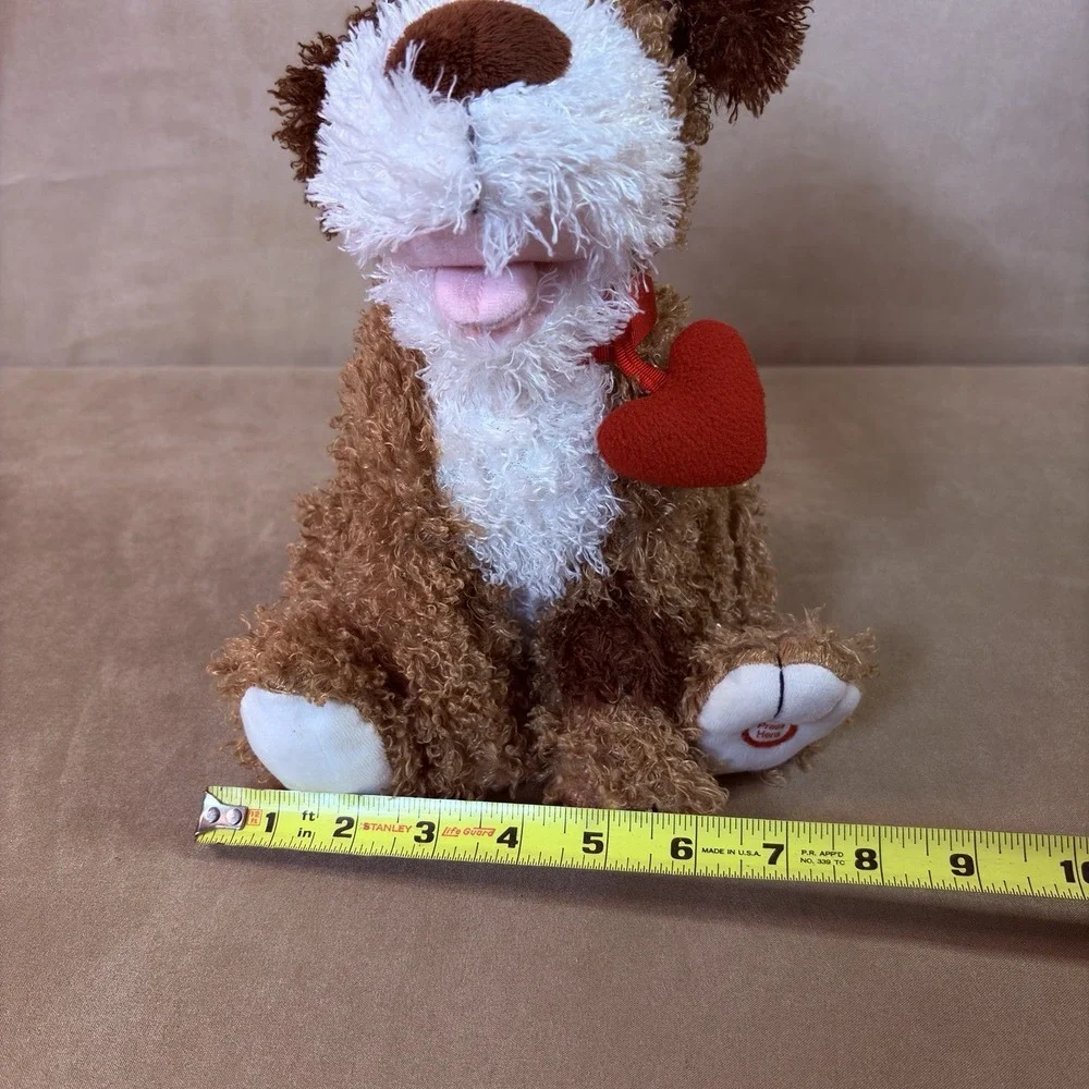 Hallmark Battery Operated Animated Plush Dog w/ Sound Press Here Paw (85)